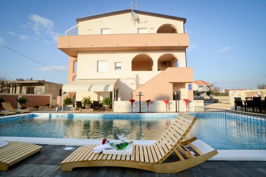 Apartments Julijana Privlaka  Bagian luar foto