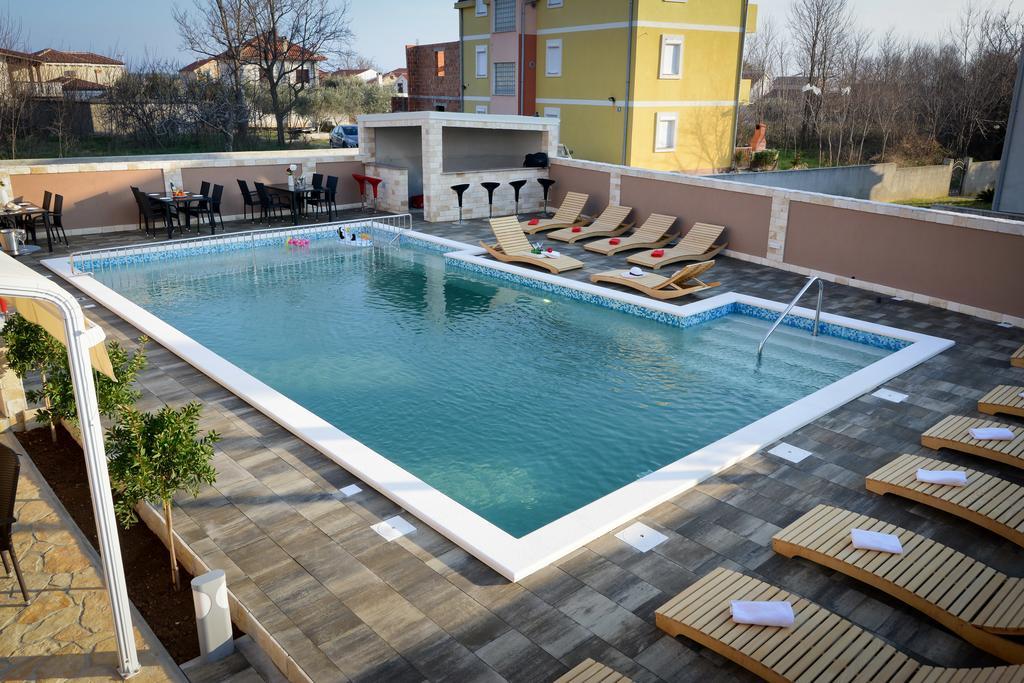 Apartments Julijana Privlaka  Bagian luar foto