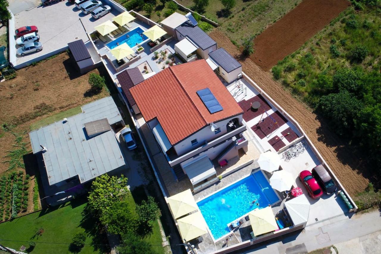 Apartments Julijana Privlaka  Bagian luar foto