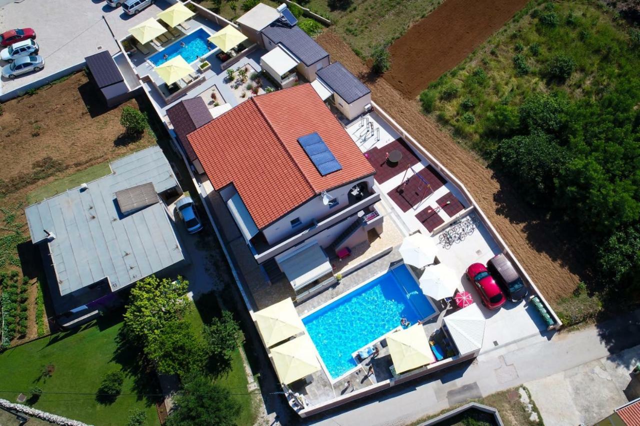Apartments Julijana Privlaka  Bagian luar foto